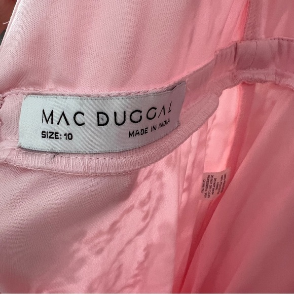 NEW $798 Mac Duggal 93685 Sequin 3D Embellished Cap Sleeves gown size 10 - Picture 14 of 15